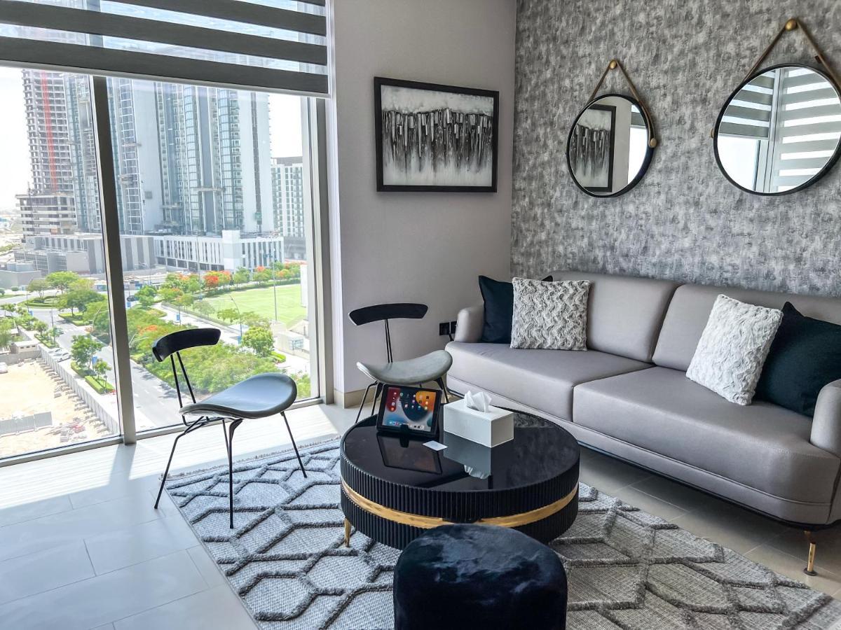 Stay By Latinem Luxury 2Br Holiday Home Cv B609 Near Burj Khalifa دبي المظهر الخارجي الصورة